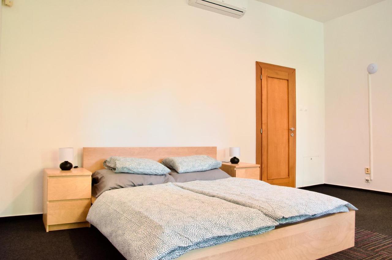 Elephants Apartments Bratislava Exterior photo